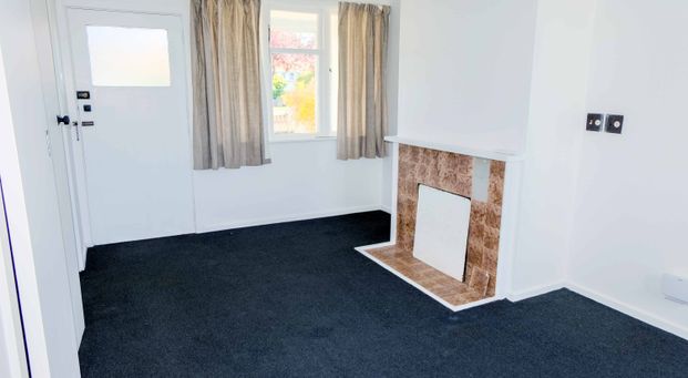 BEDSIT UNIT - Photo 1