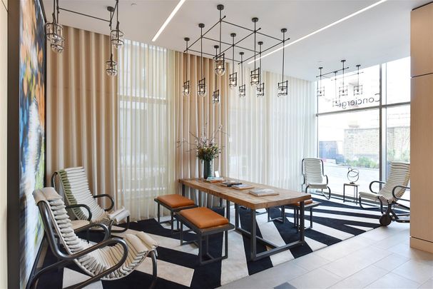 Bowden House, SW11, London - Photo 1