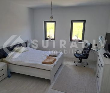 Închiriez casă nouă, modernă – 120 mp utili, în Dezmir | Terasă 50 ... - Fotografie 2