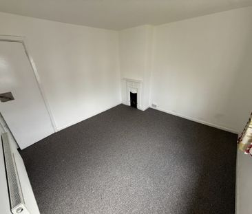 Stamford Road, Kettering - Photo 3