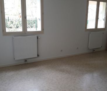 Appartement T1 avec parking – HAUT MONTCHAPET DIJON - Photo 2