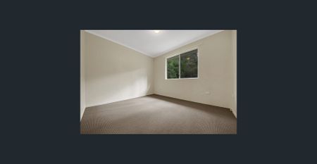 Unique hillside home - Photo 4