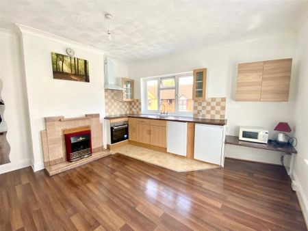 1 Bedroom Flat / Apartment - Park Road, Southampton - Photo 4