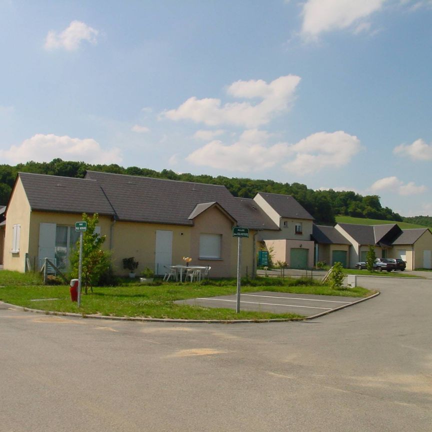 PERRIERS SUR ANDELLE - T4 de 82 m² - Photo 2