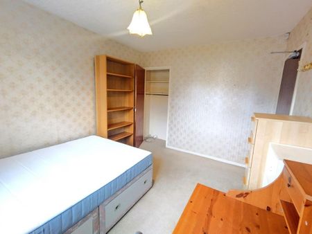 3 bedroom house to rent - Photo 2