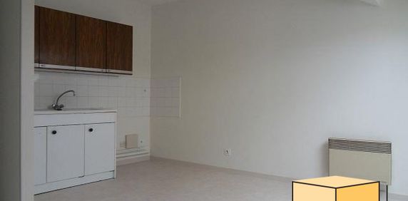 Location Appartement 1 pièce 32m² BELLEY 01300 - Photo 2