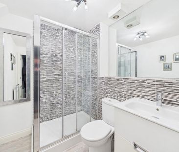 1 bedroom penthouse to rent - Photo 6