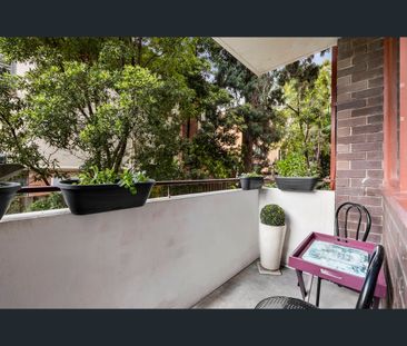 2/62 Alma Road, St Kilda, Vic 3182 - Photo 6