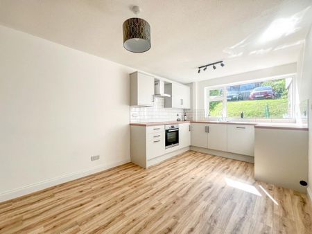 3 bedroom terraced house to rent - Photo 5