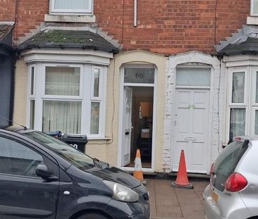 3 bedroom terraced house to rent - Photo 4