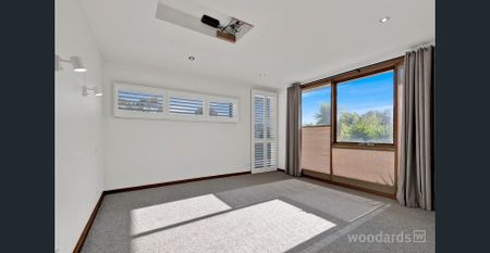 Tranquil Family Oasis with Pool in Millgate Estate - Photo 3