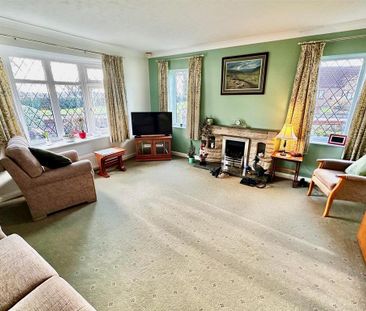 4 bedroom detached bungalow to rent - Photo 1