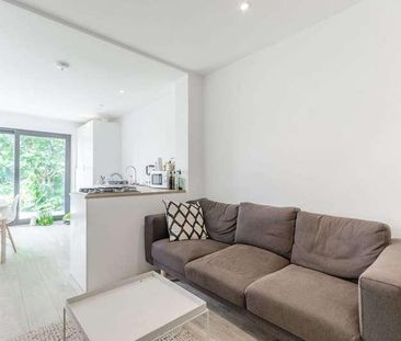 York Road, Leyton, E10 - Photo 2