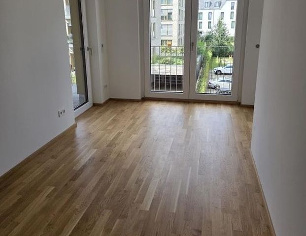 Wohnidylle mit zwei Balkonen an der Elbe! Moderne Etagenwohnung im Erstbezug! - Foto 1