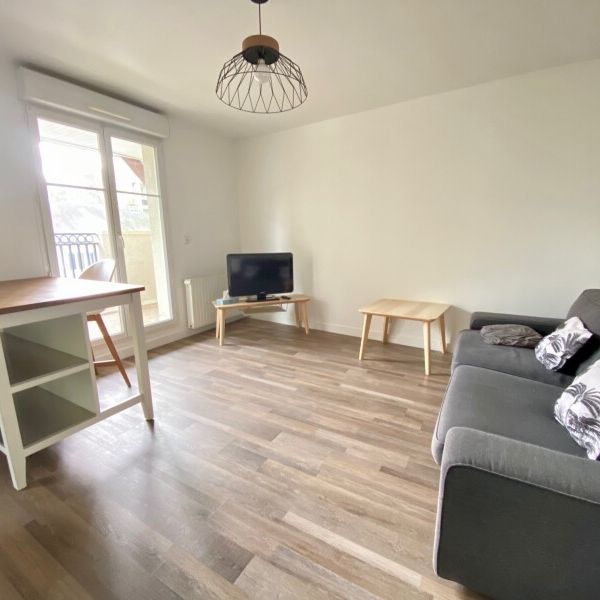 Location Appartement 2 pièces 45m² ORLEANS 45000 - Photo 1