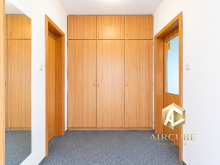 Pronájem bytu 3+1 92 m2 - Fotografie 4