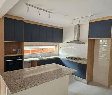 Casa Em Paisagem Renoir, Cotia/sp de 200 m² 3 Quartos Para Locação ... - Photo 5