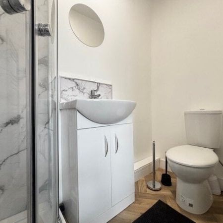 Room 3, Kingsley street, Kirkby-In-Ashfield, NG17, Property for rent - Photo 1