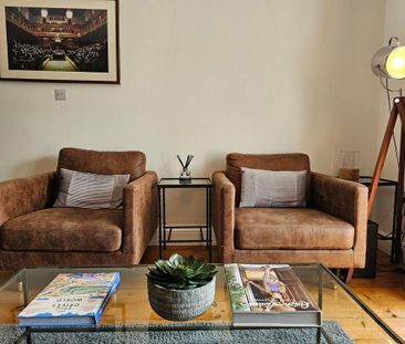 4 bedroom detached house to rent - Photo 2