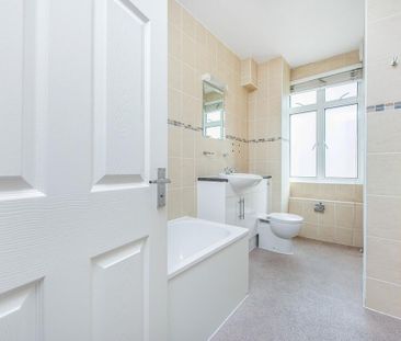 Upper Woburn Place, London WC1H - Photo 6