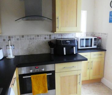 1 bedroom flat to rent - Photo 6