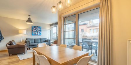 Appartement te huur in Schaarbeek voor € 1.250 met 2 slaapkamers - Photo 3