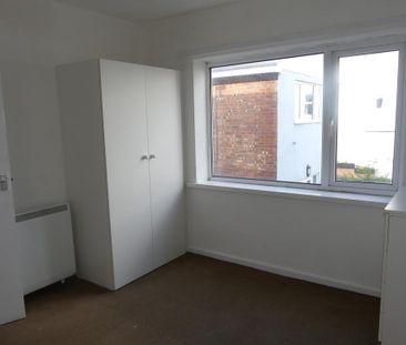 1 bedroom property to rent - Photo 2