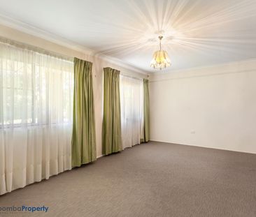 This impeccably presented East Toowoomba home is sure to impress! - Photo 4