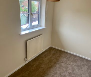3 bedroom house to rent Kestrel Rise, Wolverhampton, WV6 - Photo 5