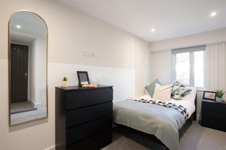 7 bedroom end of terrace house to rent - Photo 4