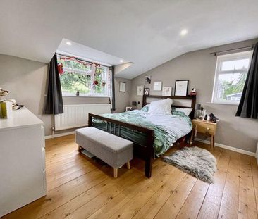 4 bedroom detached house to rent - Photo 3