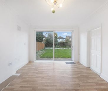 2 bedroom detached bungalow to rent - Photo 4