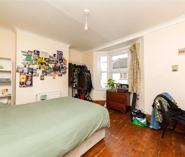 4 bedroom terraced house to rent - Photo 2