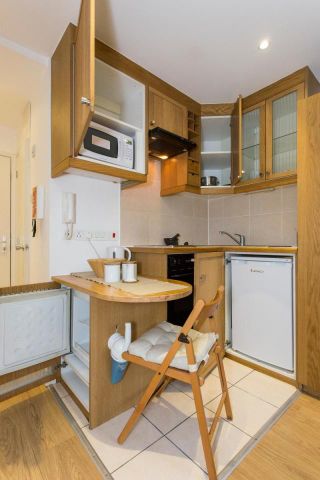 Flat 30 Finchley Road, Hampstead NW3 7AJ - Photo 2