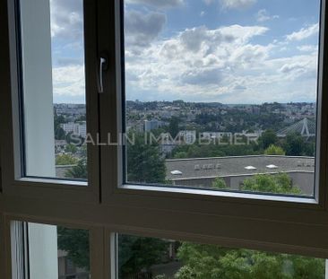 RENOVATED 2½-ROOM APARTMENT WITH OPEN VIEW - Photo 1