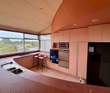 Windsor Gardens - Photo 2