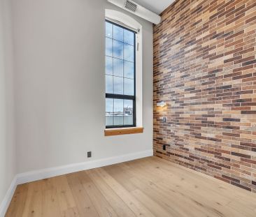 For Lease - 38 Front Street Unit# Unit # 5, Quinte West, Ontario - Photo 5