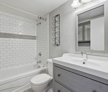 For Lease - 25 Fairview Road Unit# 1103, Mississauga, Ontario - Photo 5