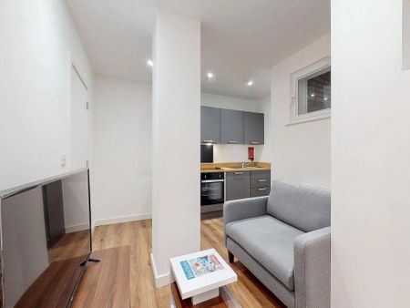 1 bedroom apartment to rent - Photo 2