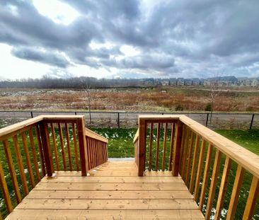 For Lease - 3194 Crystal Drive, Oakville, Ontario - Photo 2