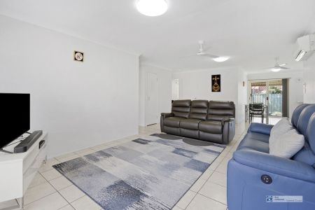 Convenient, Low-Maintenance Living in the Club House Complex - ALL OPEN HOMES ARE ON NSW TIME - Photo 4