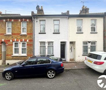 3 bedroom terraced house to rent - Photo 5