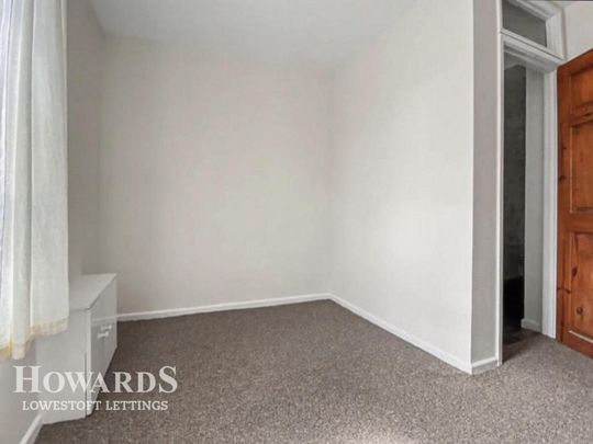 2 bedroom maisonette to rent - Photo 1