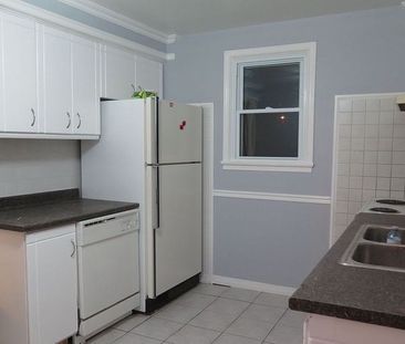 For Lease - 70 Tunis Street Unit# Main, St. Catharines, Ontario - Photo 3