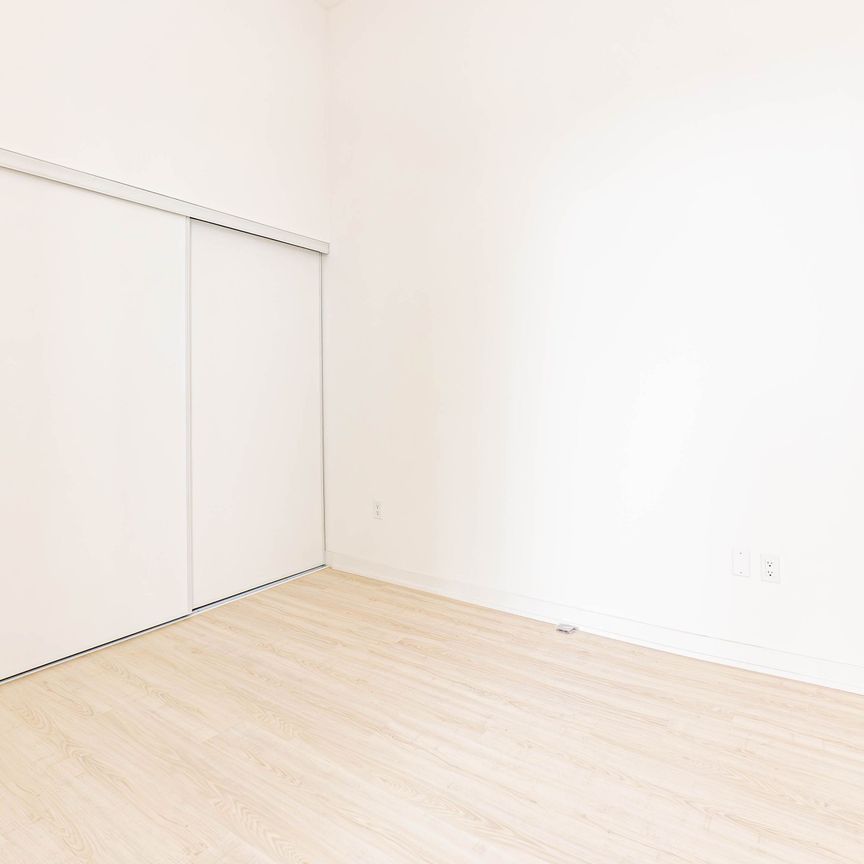 For Lease - 3883 Quartz Road Unit# 413, Mississauga, Ontario - Photo 1