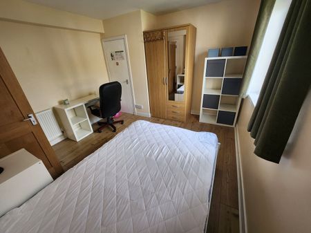 Property to let in St Andrews - Photo 2