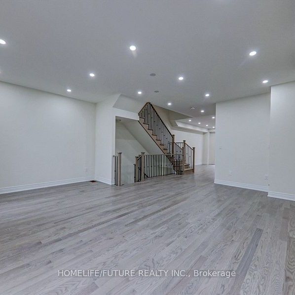 For Lease - 8 Thomas Hope Lane, Markham, Ontario - Photo 1