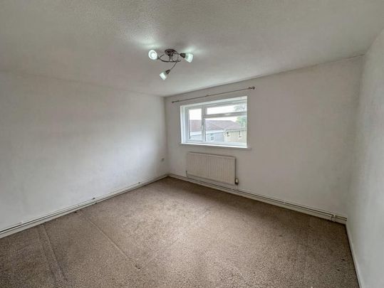 2 bedroom end of terrace house to rent - Photo 1