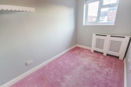 Two-Bedrooms Semi-Detached House - Photo 4