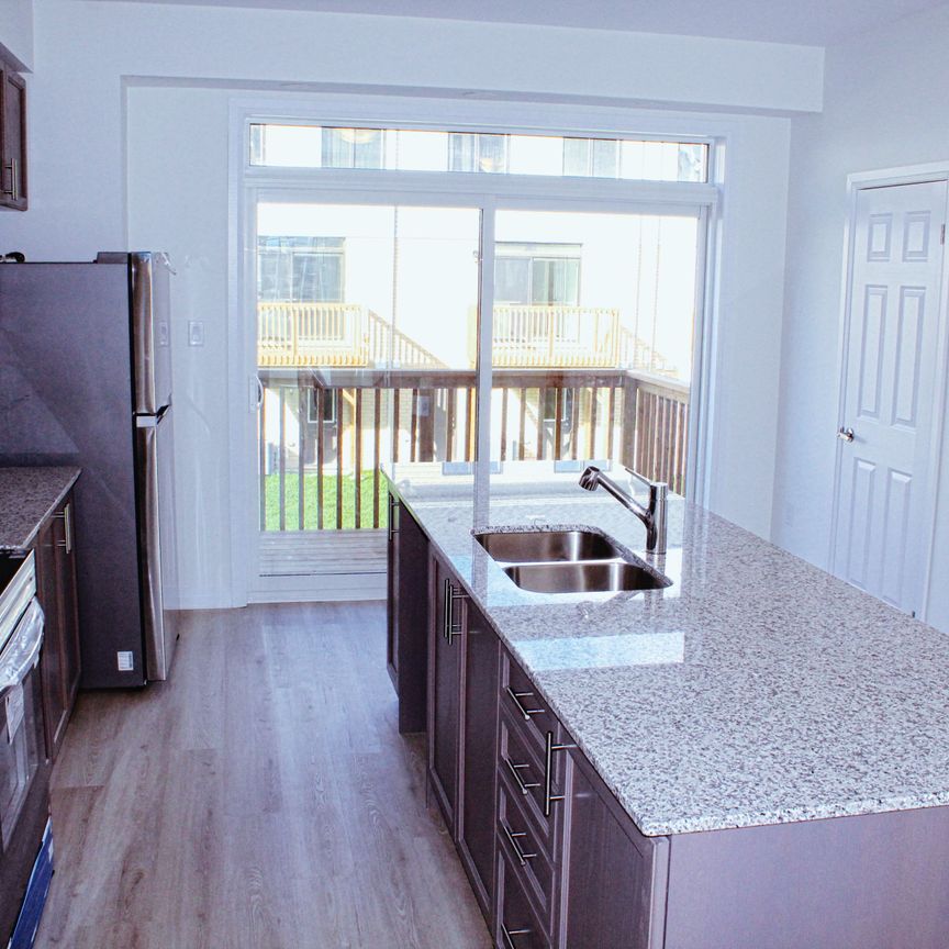 For Lease - 29 Greig Street, Brantford, Ontario - Photo 1